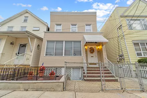 317 Lembeck Ave, Jersey City, NJ 07305