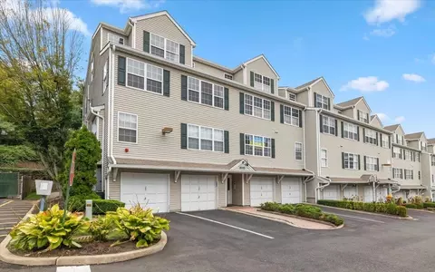 44 Ridgedale Ave #27, Morristown, NJ 07960
