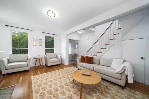 336 5 8th St, Jersey City, NJ 07302