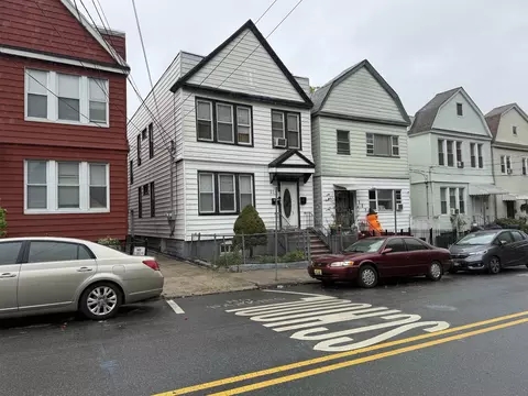 111 Audubon Ave, Jersey City, NJ 07305