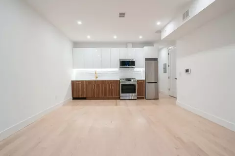 22 Bright St #4, Jersey City, NJ 07302