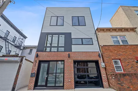 51 Concord St, Jersey City, NJ 07306