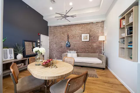 42-44 Prospect St #4A, Jersey City, NJ 07307