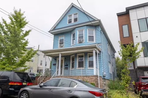 73 E 26th St, Bayonne, NJ 07002