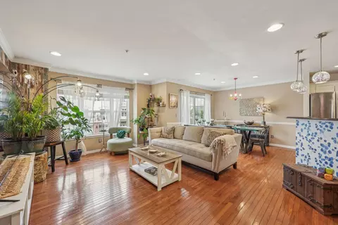 24 Maritime Way, Bayonne, NJ 07002