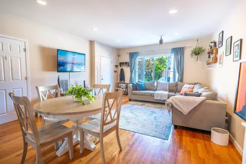 383 1st St #1, Jersey City, NJ 07302