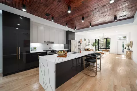 22 Beacon Ave #1, Jersey City, NJ 07306