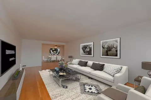 70 W 32nd St #3E, Bayonne, NJ 07002