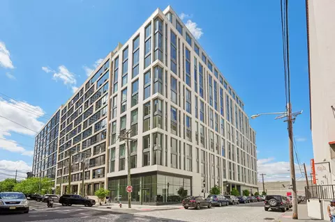 144 1st St #8K, Jersey City, NJ 07302