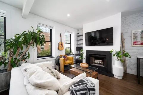 159 Newark St #3A, Hoboken, NJ 07030