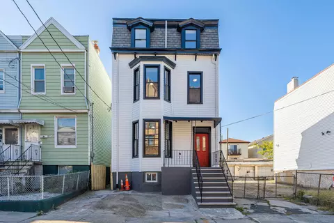 79 Lexington Ave, Jersey City, NJ 07304
