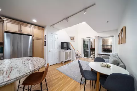 151 2nd St #3-4B, Hoboken, NJ 07030