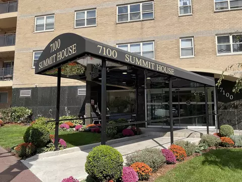 7100 Blvd E #14 D, Guttenberg, NJ 07093
