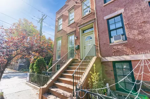103 Erie St, Jersey City, NJ 07302