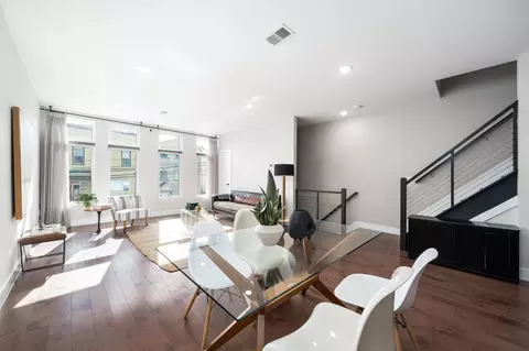 74 Thorne St #2A, Jersey City, NJ 07307