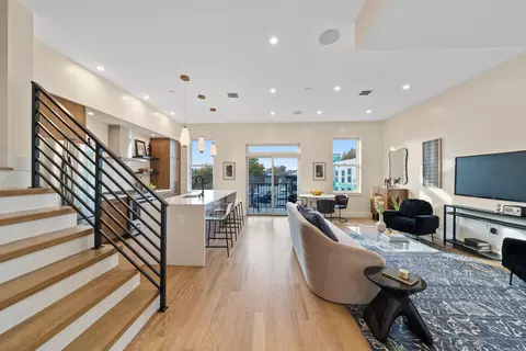337 Palisade Ave #4, Jersey City, NJ 07307