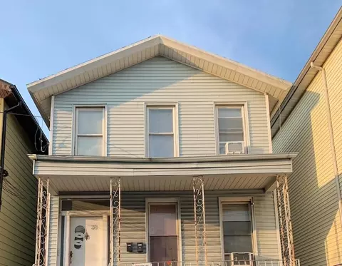 38 Jewett Ave, Jersey City, NJ 07304