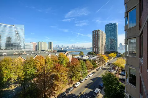 1 2nd St #806, Jersey City, NJ 07302