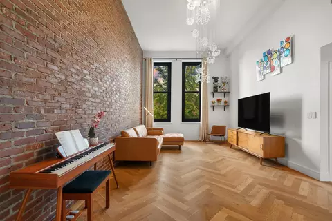 518-530 Gregory Ave #319A, Weehawken, NJ 07086