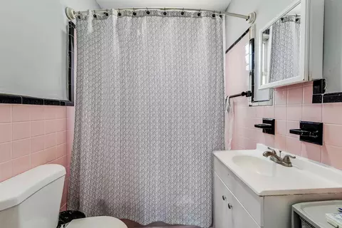 140 Centre Ave, Secaucus, NJ 07094 photo 36