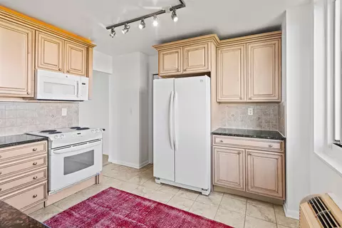 160 Overlook Ave #14AA, Hackensack, NJ 07601 photo 11