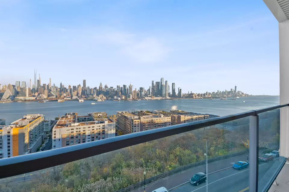  899 Blvd E #6F, Weehawken, NJ 07086 photo 9