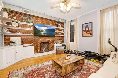 1016 Washington St #2R, Hoboken, NJ 07030