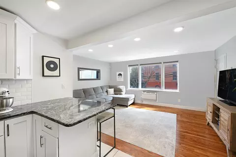 301 1st St #1, Hoboken, NJ 07030
