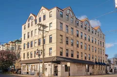 6001 Monroe Pl #53, West New York, NJ 07093