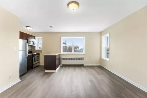 210 Woodcliff Ave #3F, North Bergen, NJ 07047