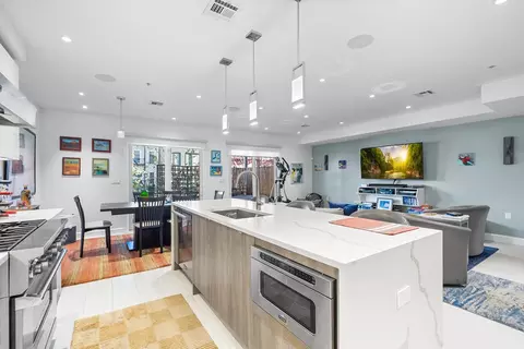 411 Jefferson St #2, Hoboken, NJ 07030