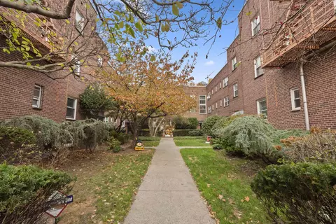 40 Glenwood Ave #C303, Jersey City, NJ 07306