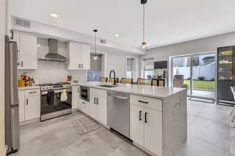 197 Griffith St, Jersey City, NJ 07307