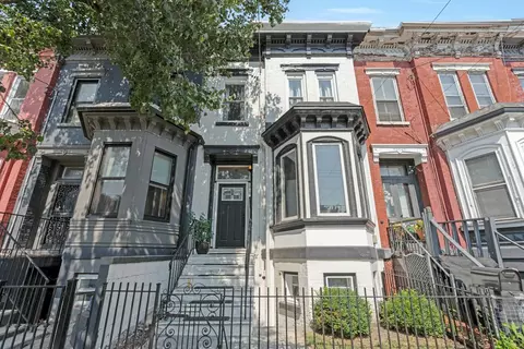 116 Clinton Ave, Jersey City, NJ 07304