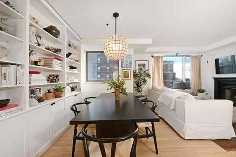 82 Bloomfield St #6B, Hoboken, NJ 07030