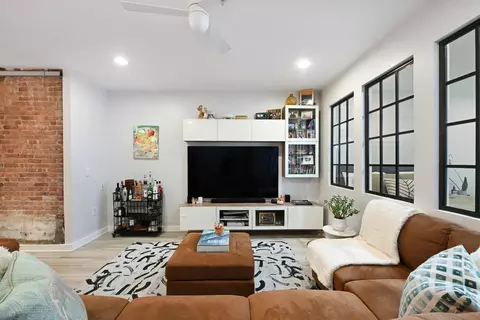 1123 Washington St #1, Hoboken, NJ 07030