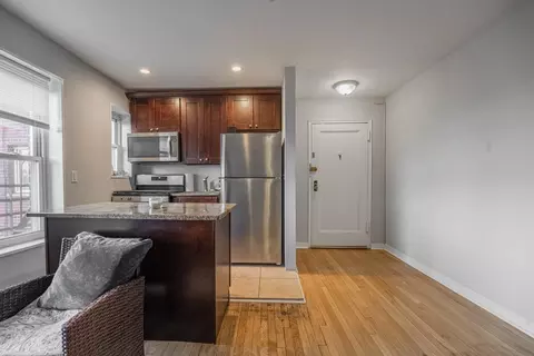 210 Woodcliff Ave #4H, North Bergen, NJ 07047