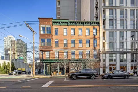 380 Luis M Marin Blvd #3R, Jersey City, NJ 07302