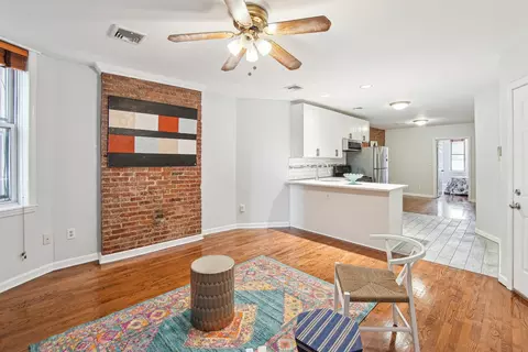 378 Baldwin Ave #3R, Jersey City, NJ 07306