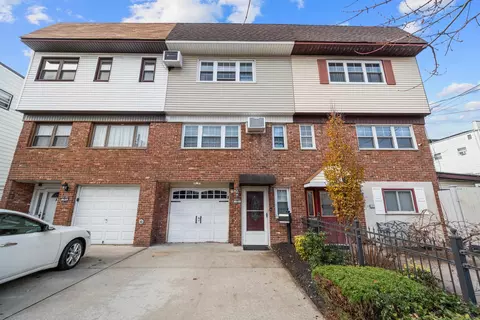 197 Avenue A, Bayonne, NJ 07002