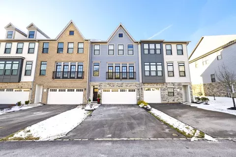 39 Cranberry Ln, Montvale, NJ 07645