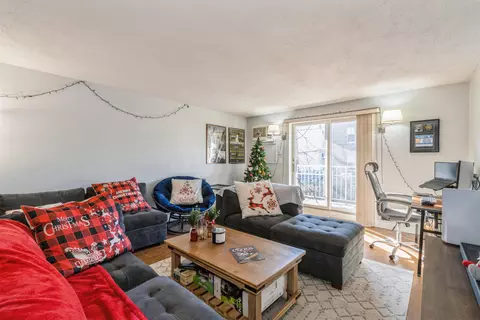 40 W 13th St #101, Bayonne, NJ 07002