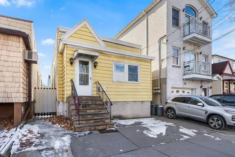 389 Virginia Ave, Jersey City, NJ 07304