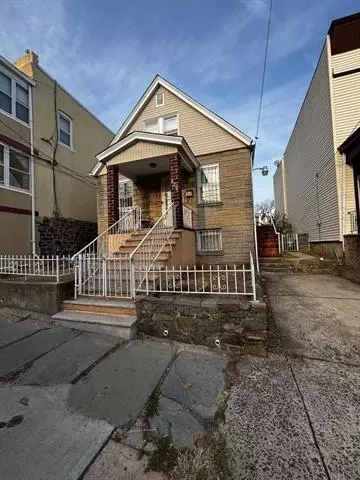 322 72nd St, North Bergen, NJ 07047