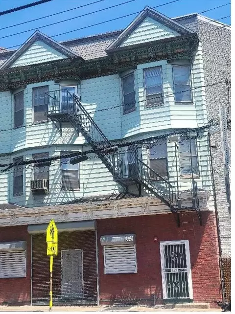 224 Old Bergen Rd, Jersey City, NJ 07305