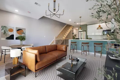93 Laidlaw Ave #2, Jersey City, NJ 07306