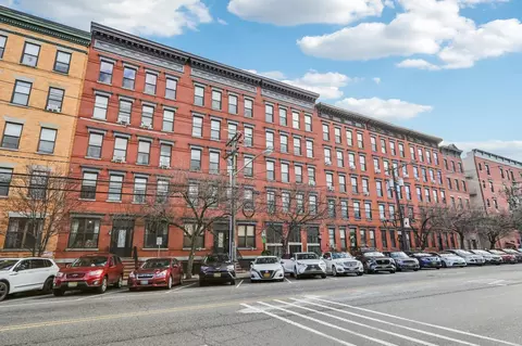 1115 Willow Ave #202, Hoboken, NJ 07030