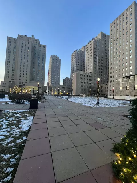 4 Beacon Way # 406, Jersey City, NJ 07304