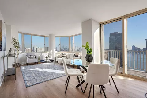 1 2nd St #2612, Jersey City, NJ 07302