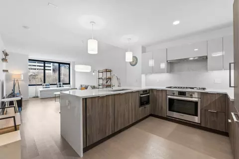 9 Avenue At Port Imperial #1024, West New York, NJ 07093